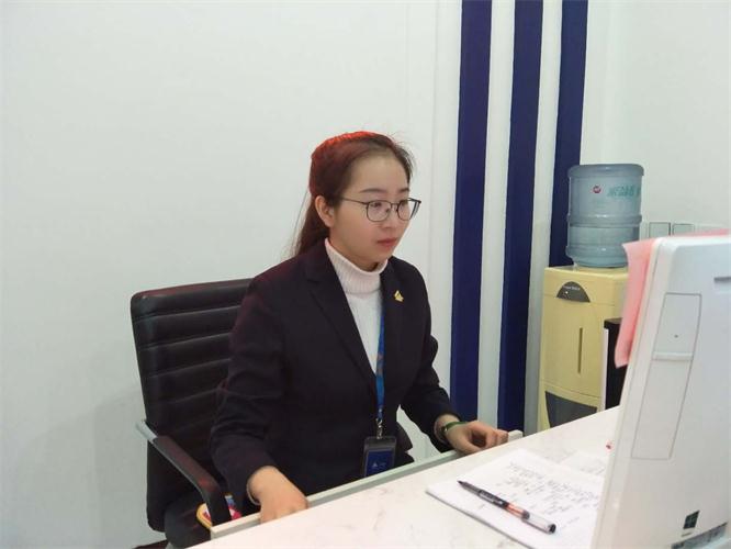 撒播企业软实力，，，，，倾心折务展青春